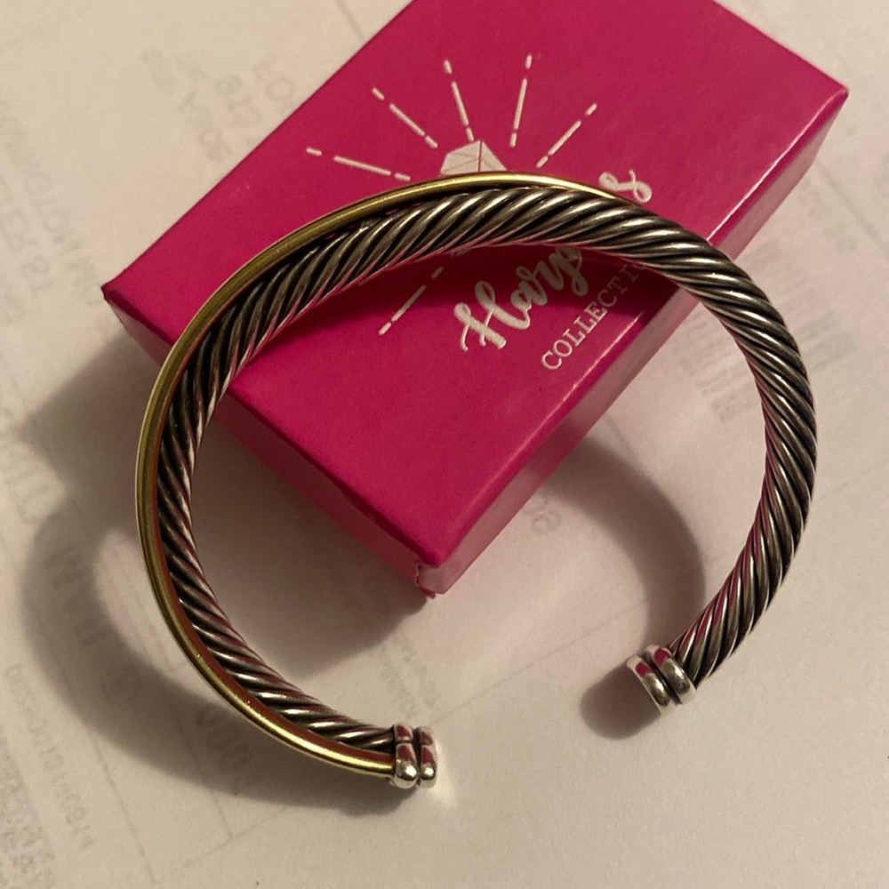 Authentic David Yurman two tone Bangle bracelet.925/750 (Silver/18K solid gold)